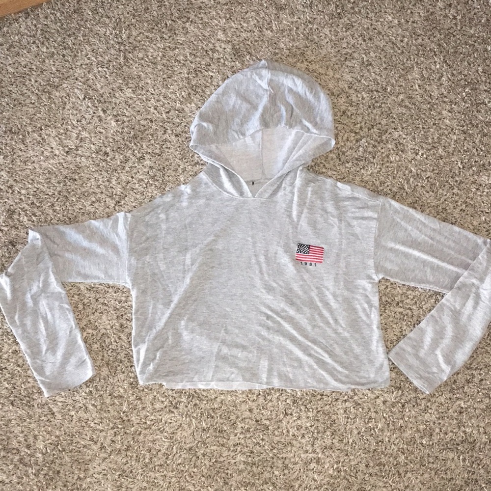 H&M cropped sweatshirt